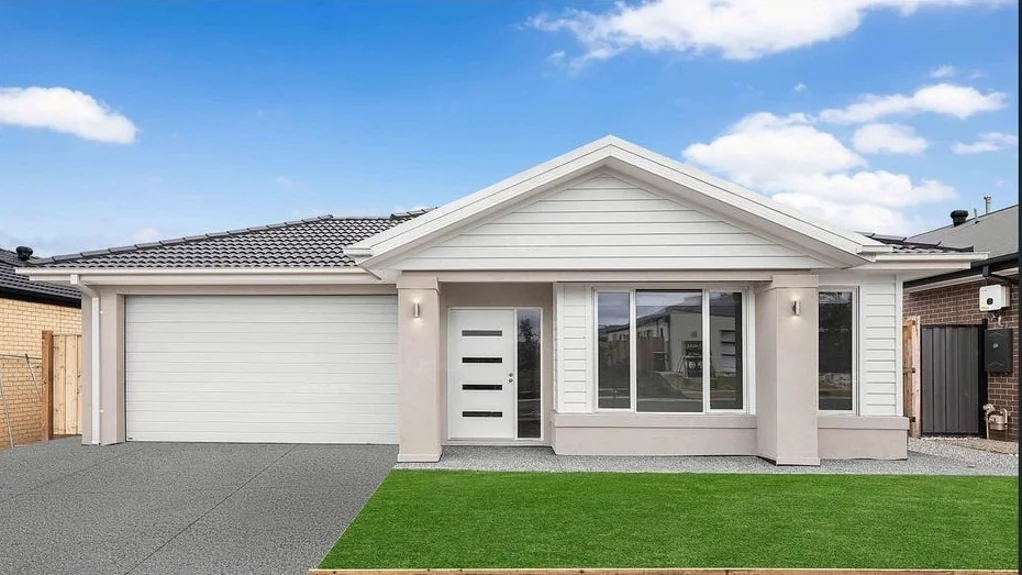 Spacious 4-Bedroom Family Home in Prime Beveridge Location