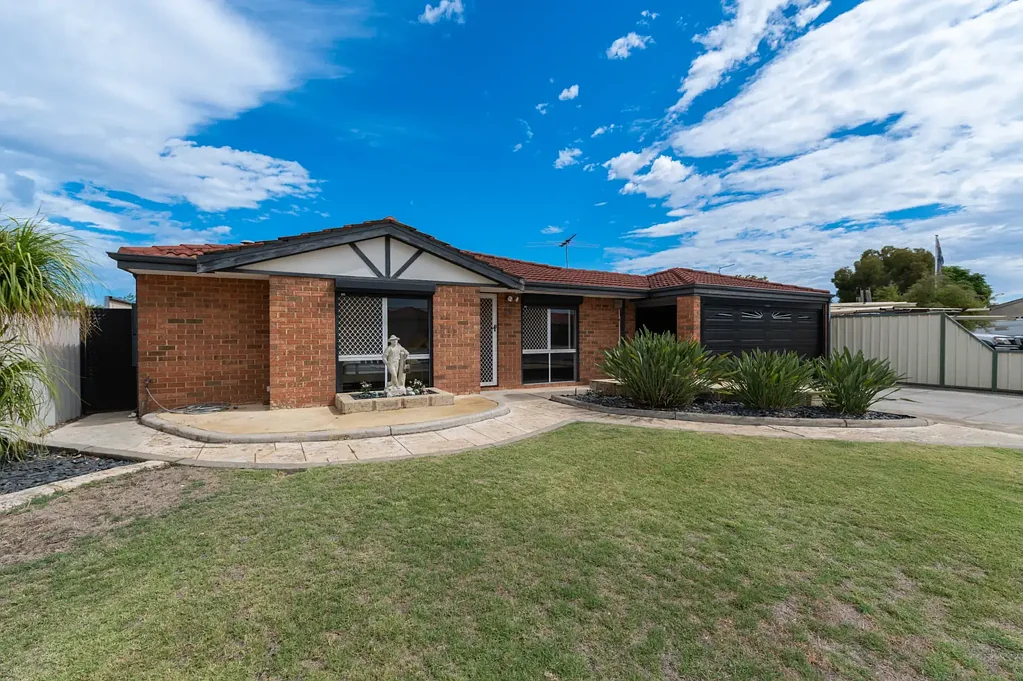 9 Arnhem Court, Ballajura, WA 6066