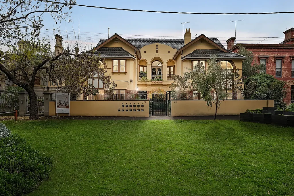 St Kilda 1침실 Grand Deco Living Moments from the Beach