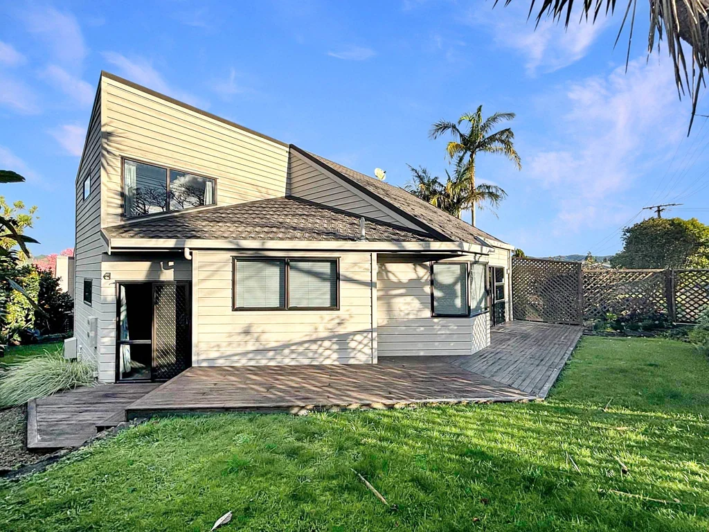 3 Bedroom in Kamo
