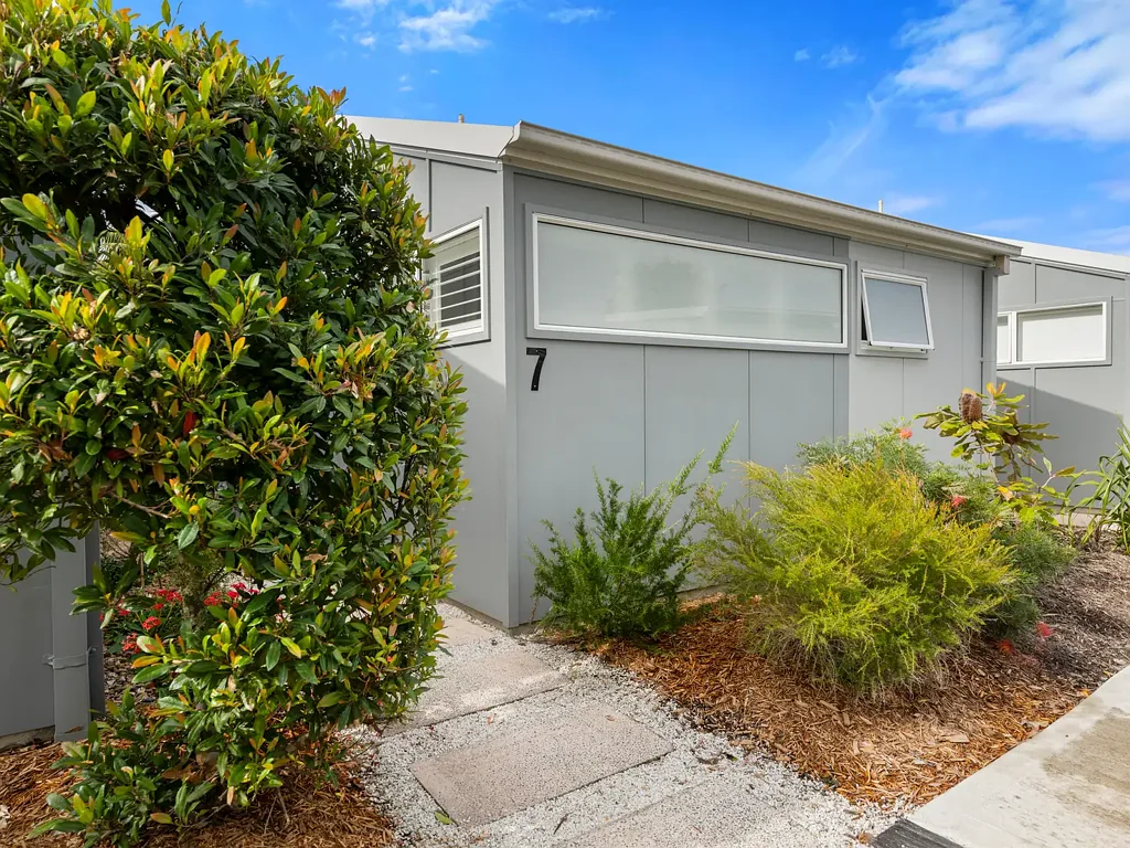 Beachside Unfurnished Townhouse in Casuarina's Pandanus Pocket