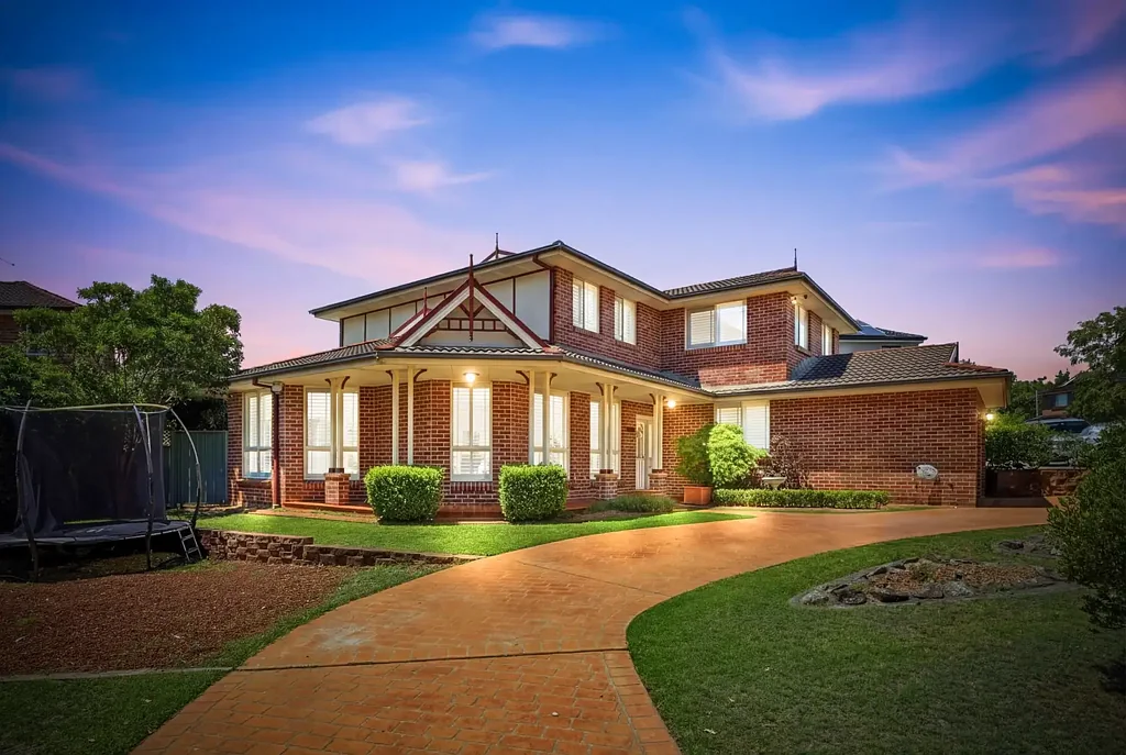 8 White Gum Place, Greystanes, NSW 2145