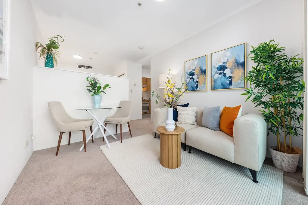 North Sydney 1房 宽敞、私密的单间公寓，毗邻地铁，位于著名的“Harvard”优质North Sydney生活区 Large, private studio Adjacent Metro in tightly held "Harvard"