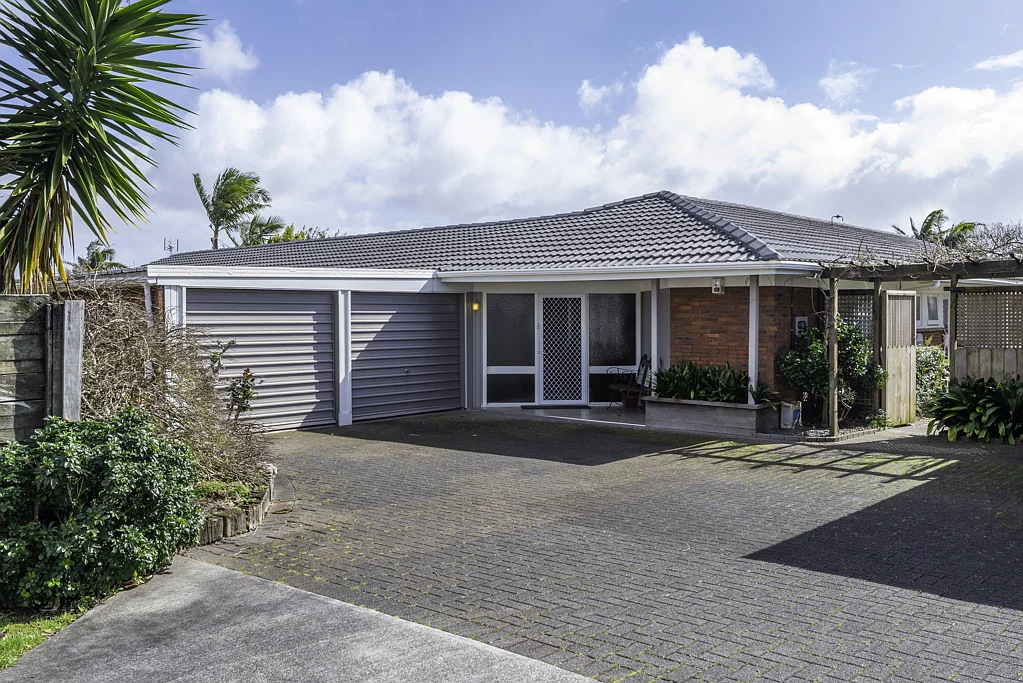 10 Roadley Avenue, Sunnyhills, Manukau City, Auckland
