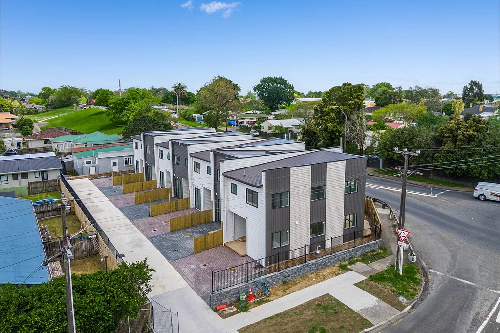 Papakura 3房  Smart Investment – Long-Term Tenants in Place!