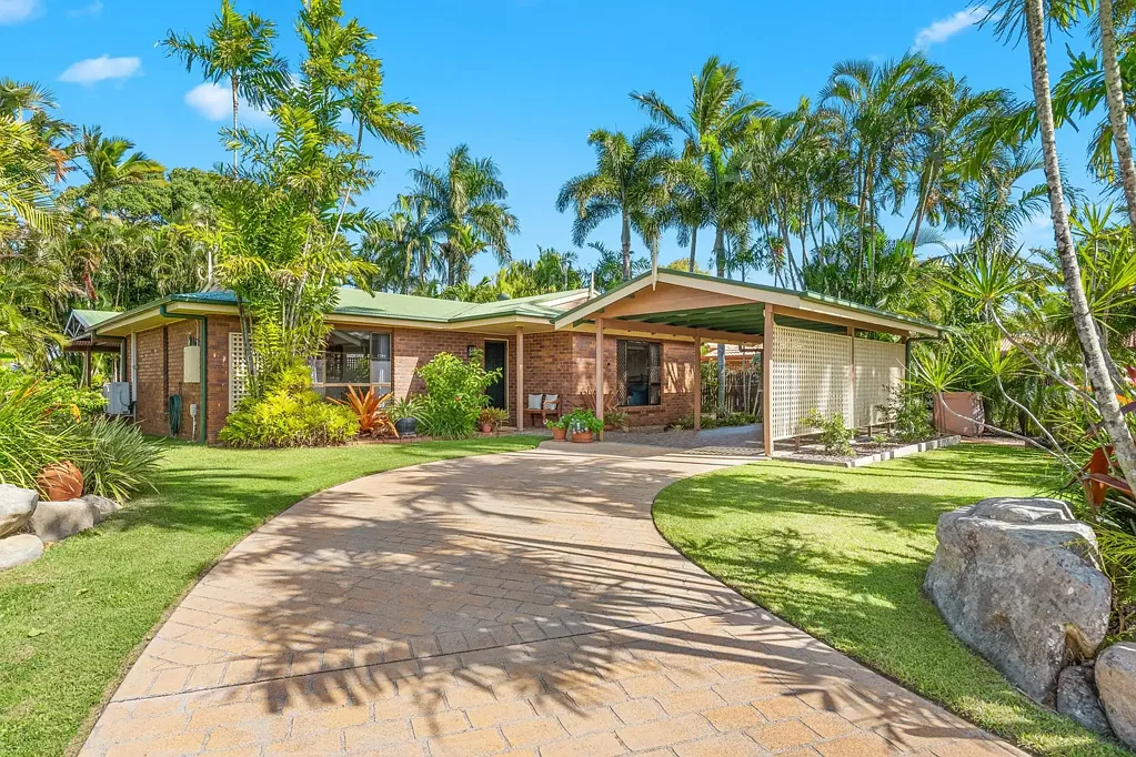 Andergrove 4침실 A Rare Gem - Immaculate, Spacious & Ready to Enjoy