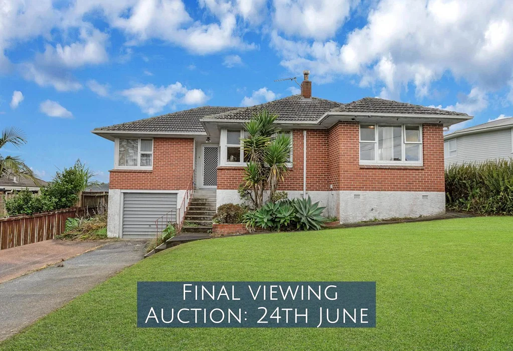Mount Roskill 3ห้องนอน A Grand 665m² Canvas of Opportunity