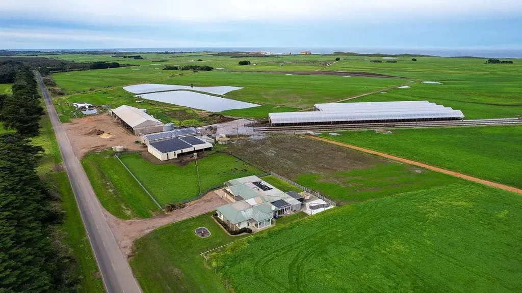 Nirranda South  Blue Ribbon Dairy Farm - Outstanding Infrastructure - Iconic Location