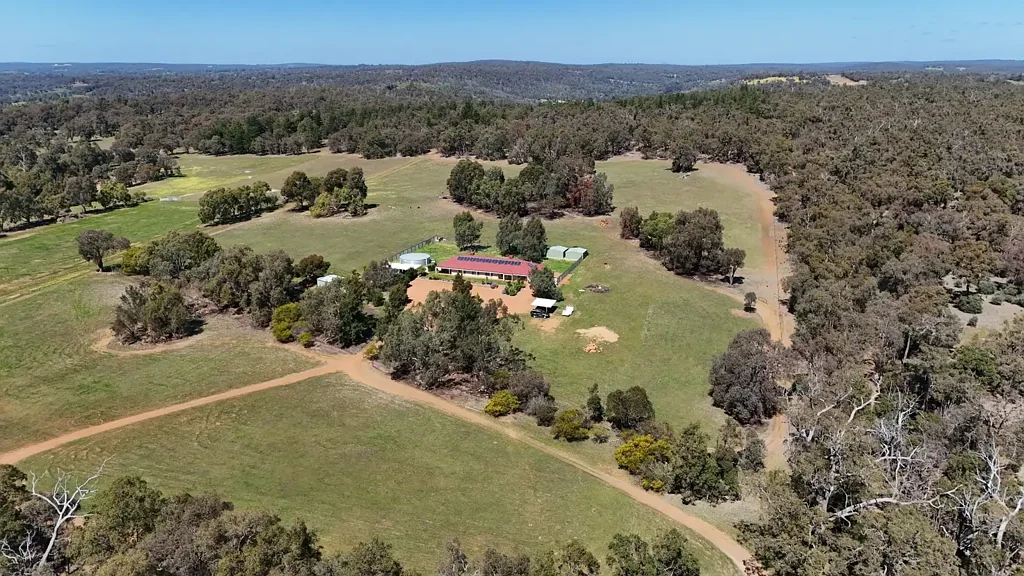 Gidgegannup 5ਬੈੱਡਰੂਮ 50 ACRES OF SPACE, PRIVACY & COUNTRY LIVING - JUST 50 MINUTES FROM PERTH!