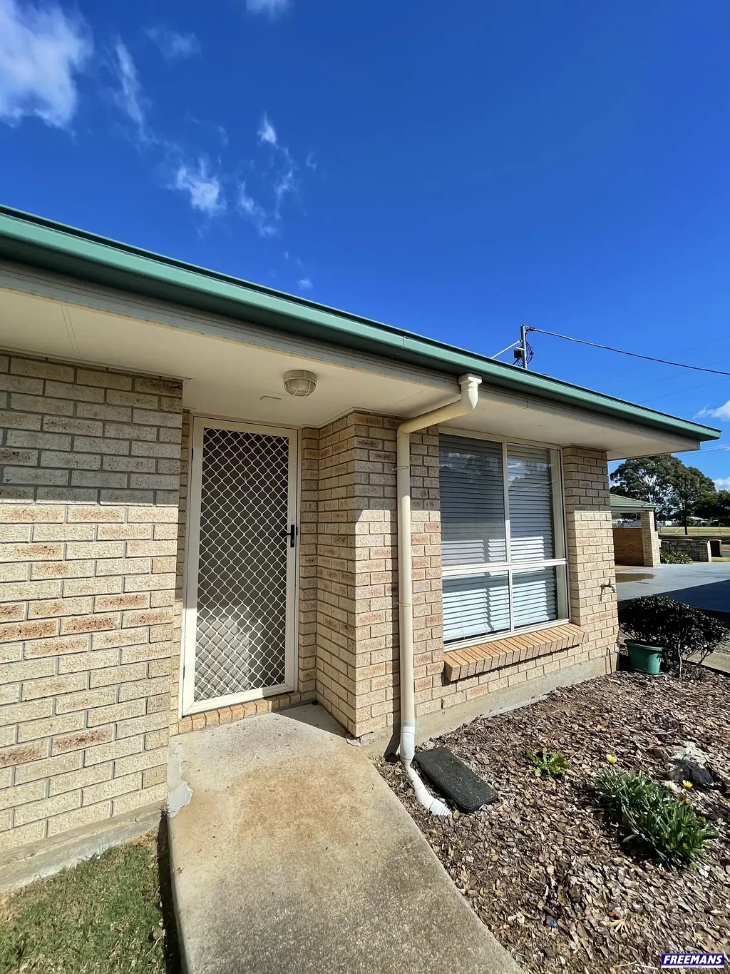 Quality 2 Bedroom Unit - Break Lease