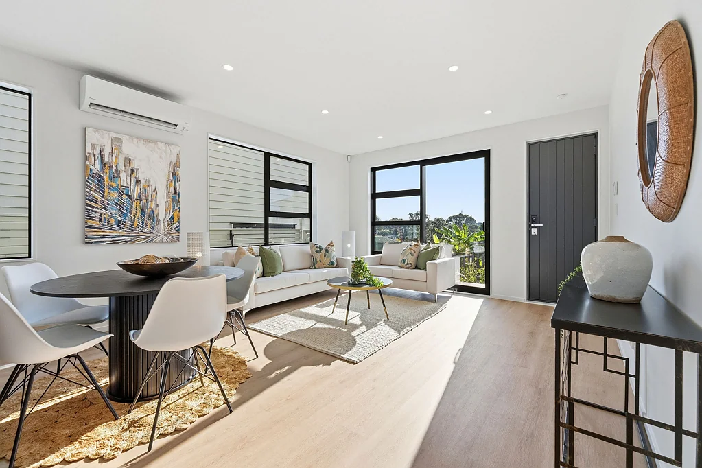 Glenfield 4 Bedroom Lucky Last one, the developer says Sell!