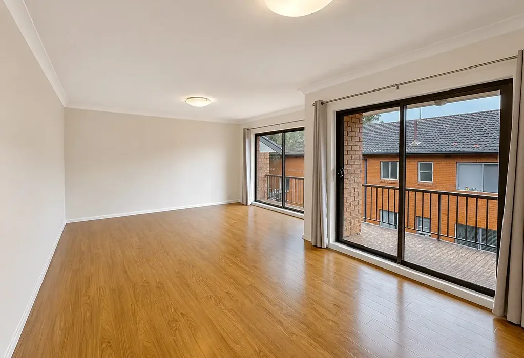 LARGE BRIGHT MODERN TWO BEDROOM, TWO NEW BATHROOMS PLUS PARKING.