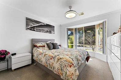 Kwarto - 8 Arcadia Drive, Smithfield, SA 5114