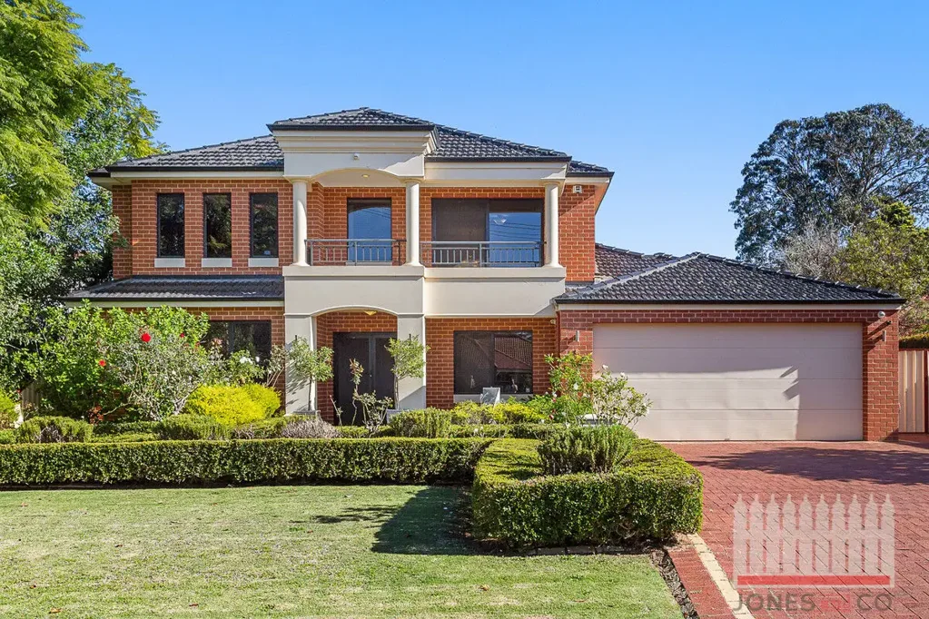 8 Parnell Parade, Bassendean, WA 6054