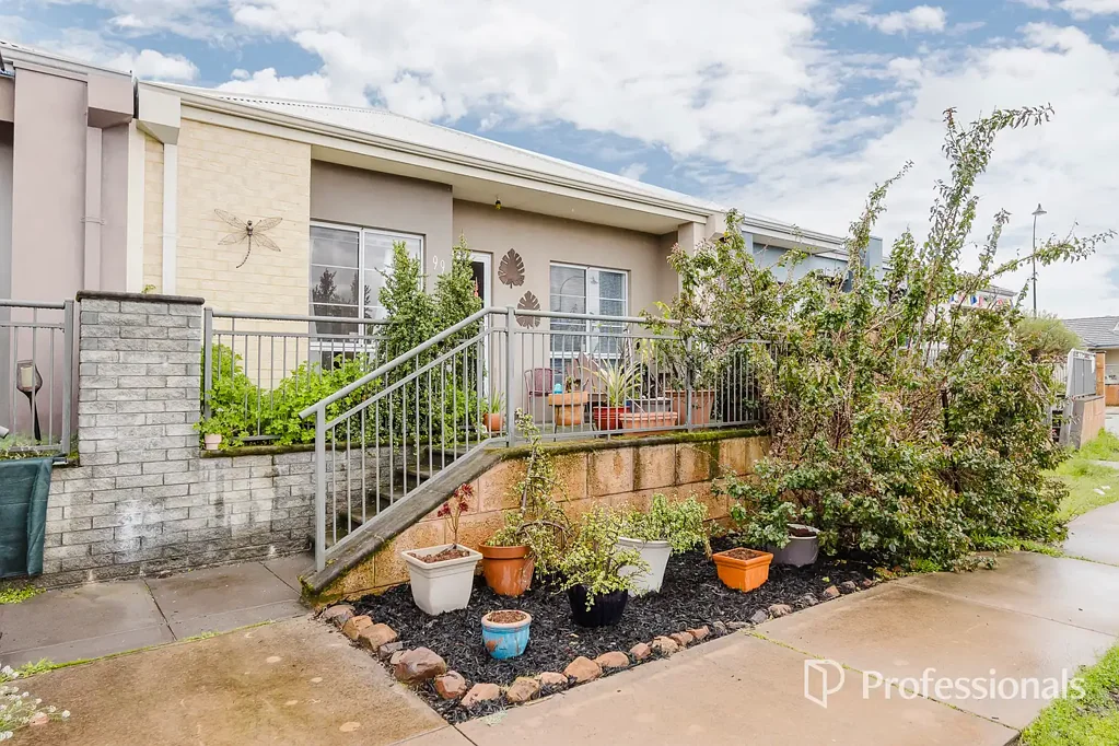 99 Grassdale Parkway, Ellenbrook, WA 6069