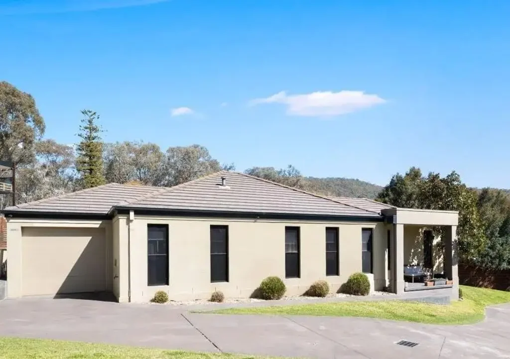 Glenroy 2房  Georgian-Style Townhouse