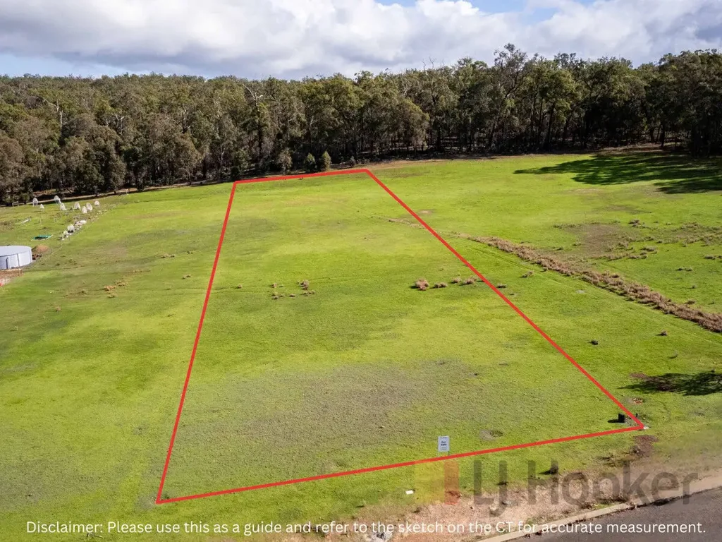 Bridgetown One Acre + in Picturesque Bridgetown!