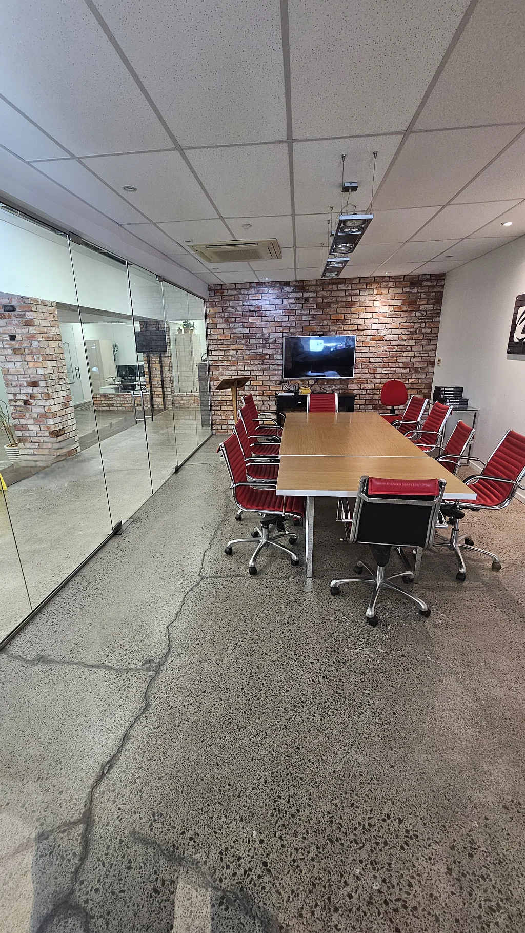 Royal Oak Office Space, Flexi Desks - All-Inclusive