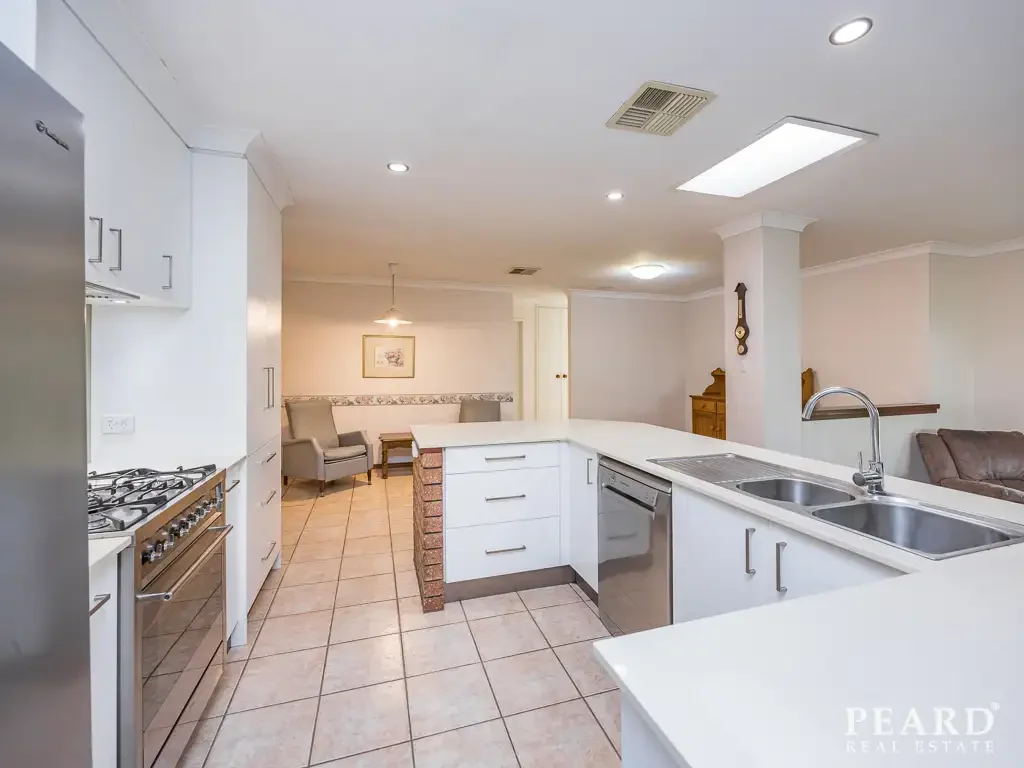 Woodvale 4Phòng ngủ RENOD KITCHEN, LGE BEDROOMS, ROOM FOR POOL, GRANNYFLAT