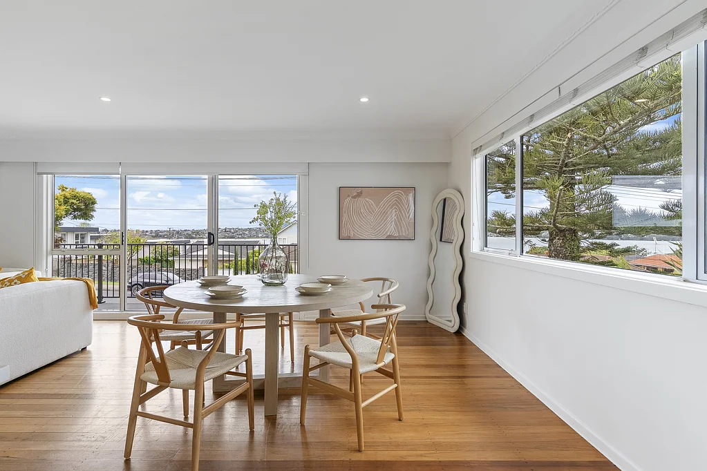 2/104 Sylvan Avenue, Northcote, North Shore City, Auckland