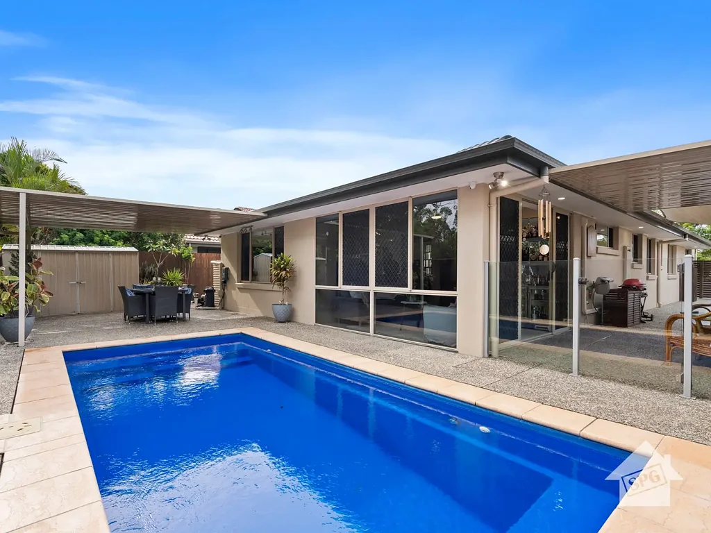 8 Higgs Circuit, Wynnum West, QLD 4178