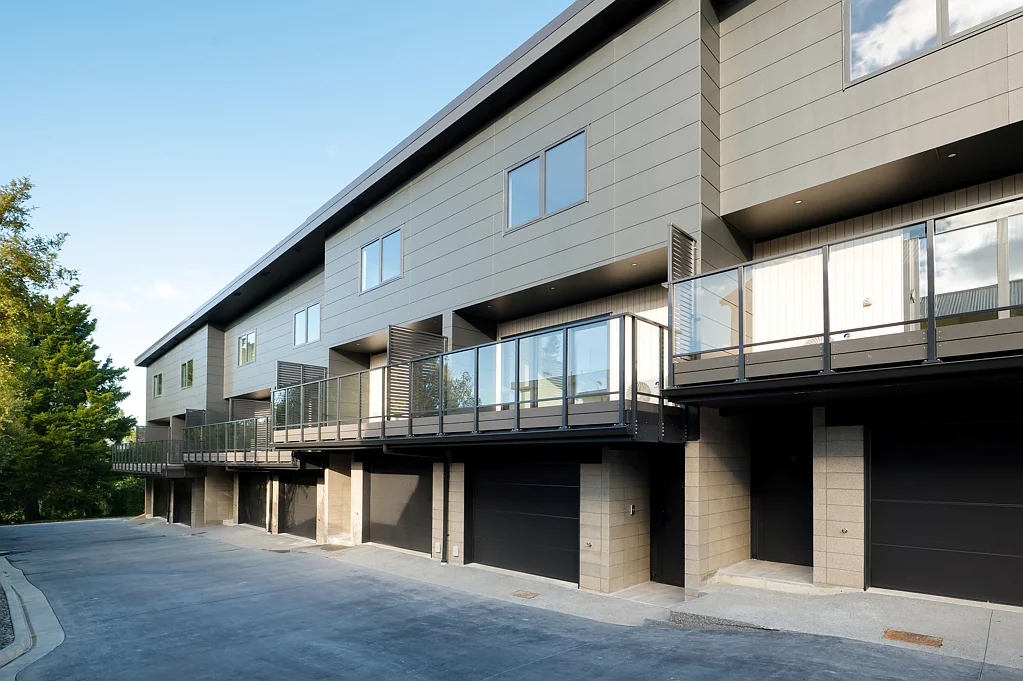 Hamilton Central 3Zimmer Versatile Living - Newly Completed & Titles Issued