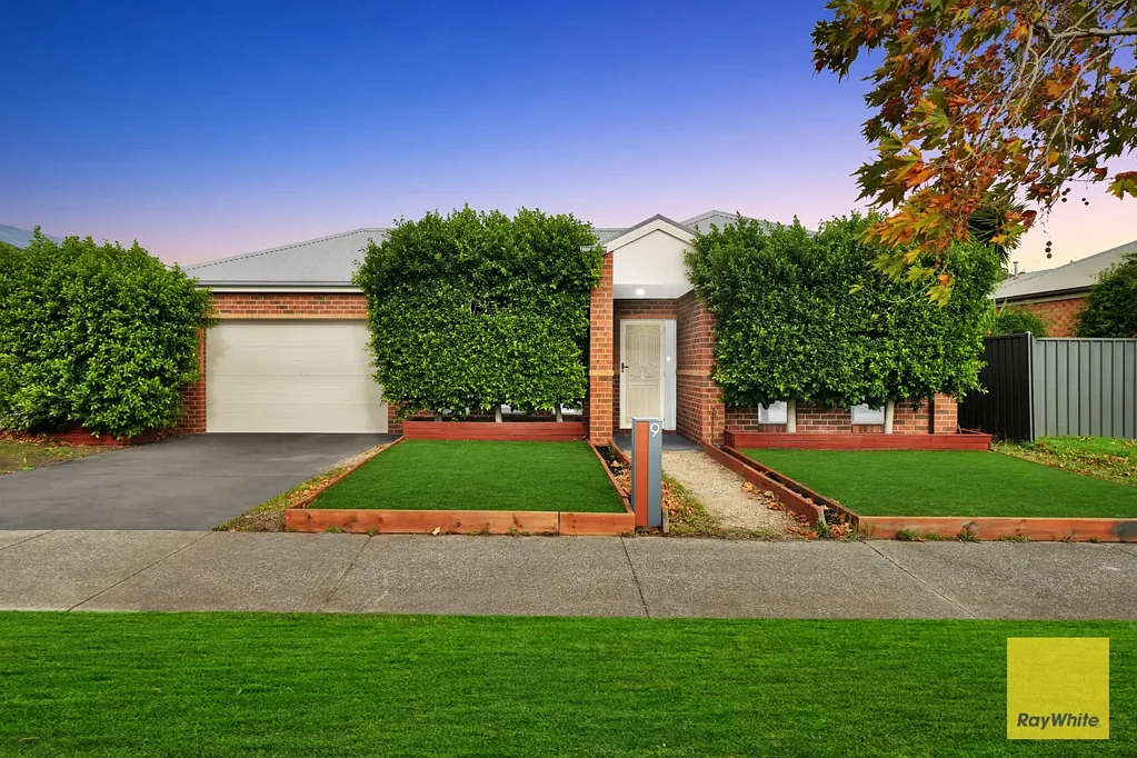 Caroline Springs 3 Slaapkamer A HOME with LOCATION like no other