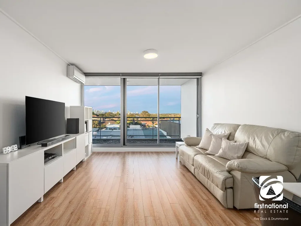 Five Dock 2Zimmer Cityscape Backdrop and Fabulous Convenience