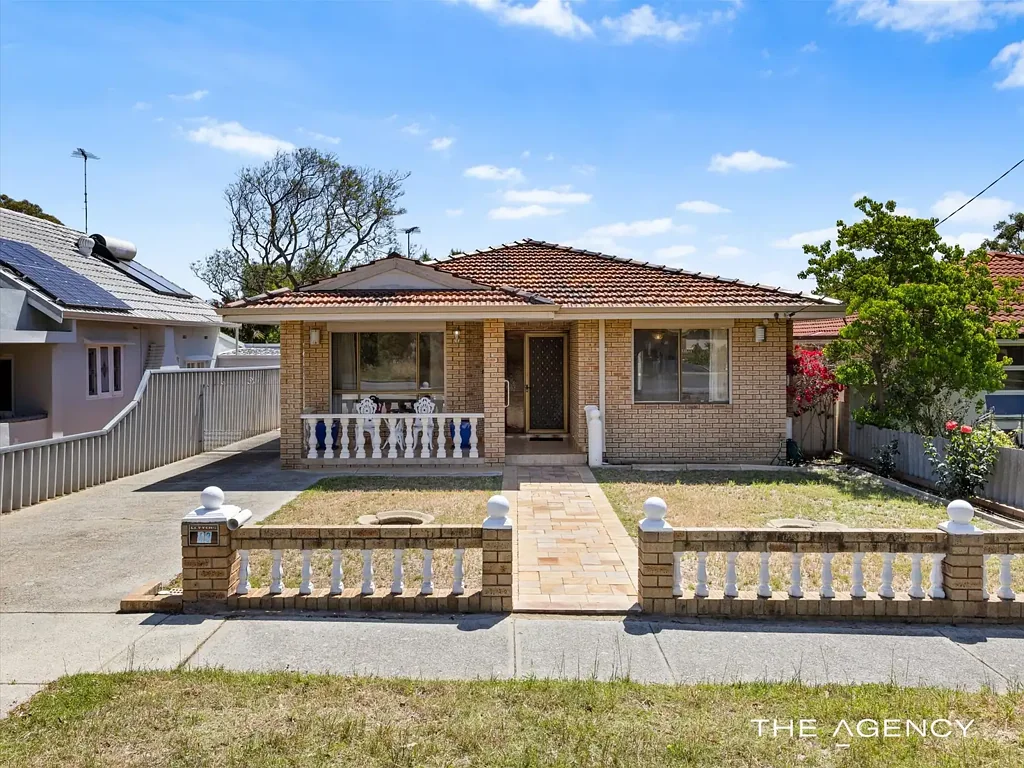43 York Street, Beaconsfield, WA 6162