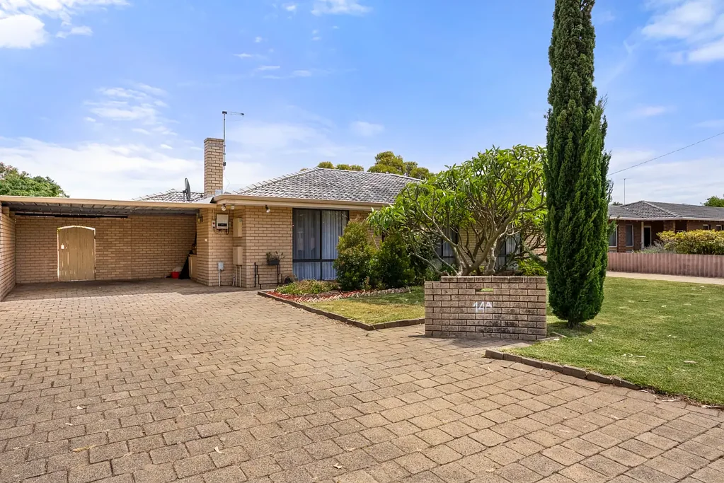14A Mariner Place, Cooloongup, WA 6168