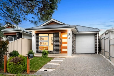 3 Carolan Crescent, Valley View, SA 5093, 3 Bedrooms, 2 Bathrooms, House
