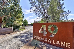 49 Pindara Lane, Deniliquin