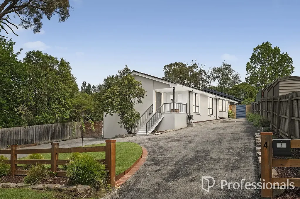 Wandin North 4कमरा EXCEPTIONAL FAMILY SANCTUARY WITH MODERN STYLE AND EXPANSIVE OUTDOOR SPACE