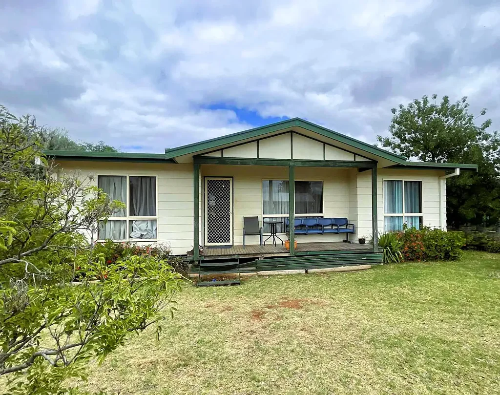 49 Heath Crescent, Griffith, NSW 2680