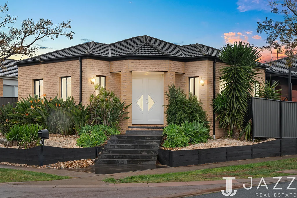 15 Dunstan Road, Point Cook, VIC 3030