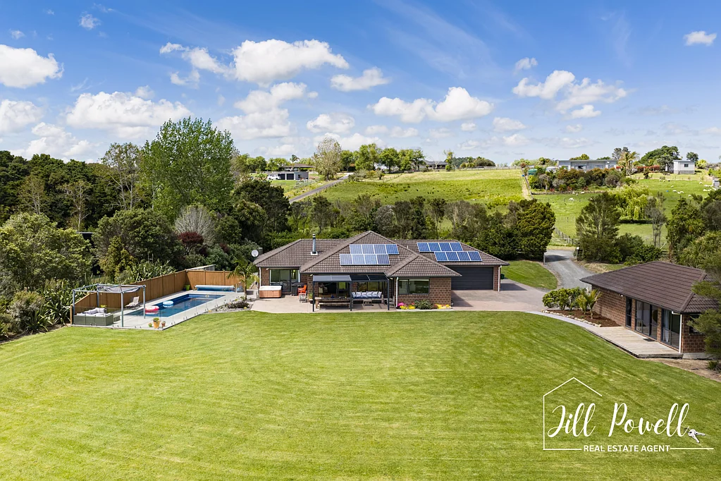 Maungaturoto 4房  Maungaturoto Country Estate-Your Dream Home Awaits