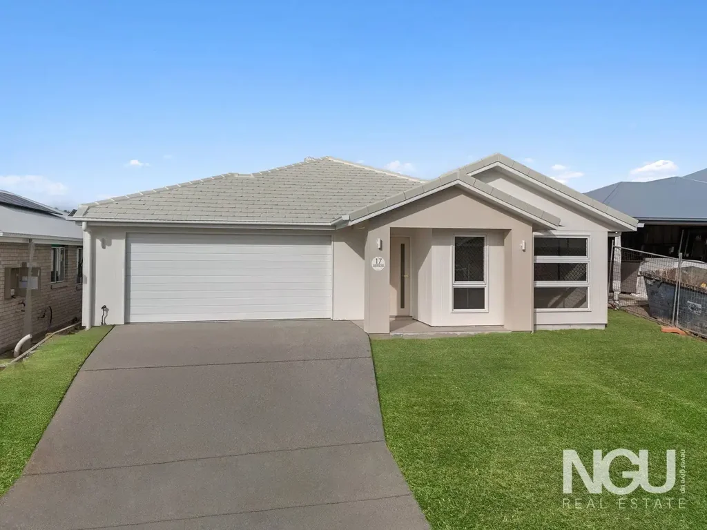 17 Greenlink Street, Deebing Heights, QLD 4306