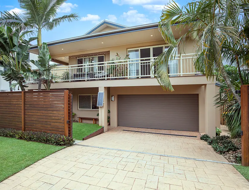 1/7 Mapleton Circuit, Varsity Lakes, Gold Coast, 4 कमरे, 2 बाथरूम, Apartment