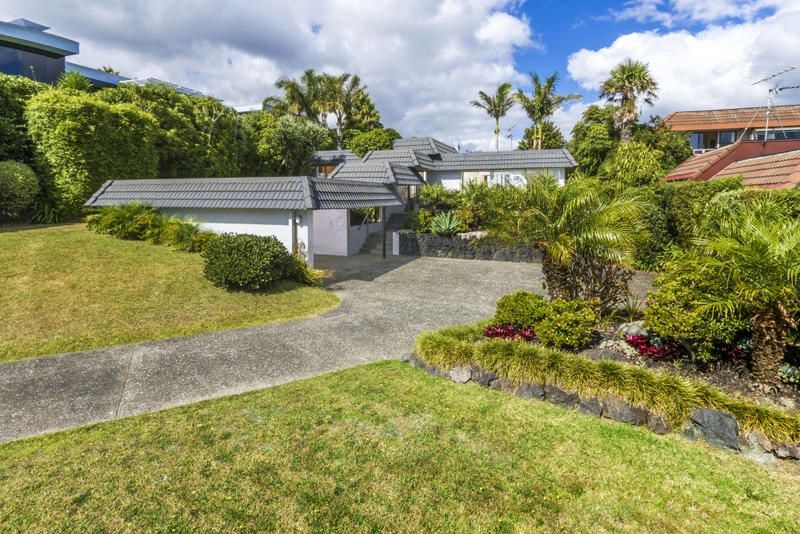 328 Beach Road, Campbells Bay, Auckland - North Shore, 3 Schlafzimmer, 2 Badezimmer