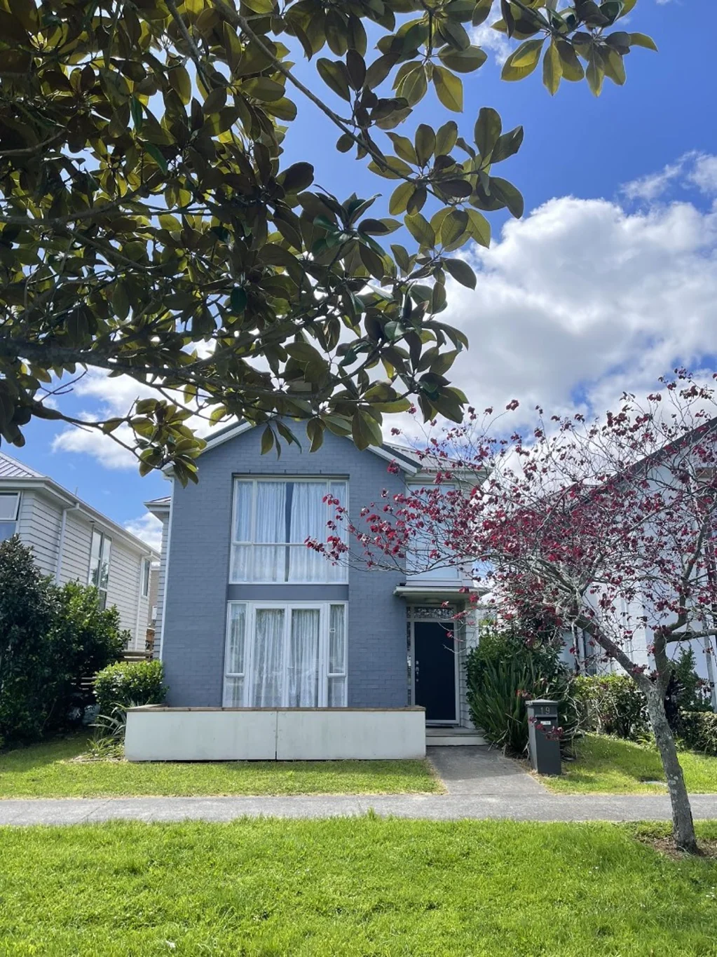 Modern family home in Takanini