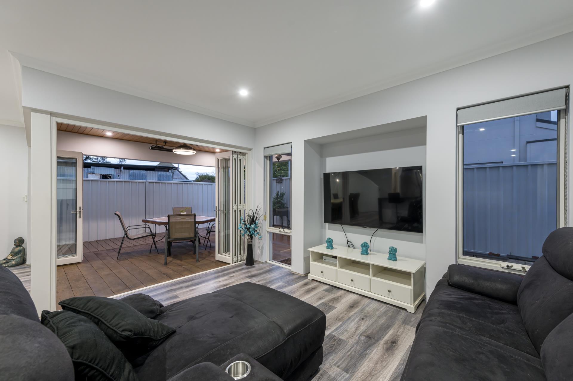 32A SCARBOROUGH BEACH RD, NORTH PERTH WA 6006, 0 Kuwarto, 0 Banyo, House