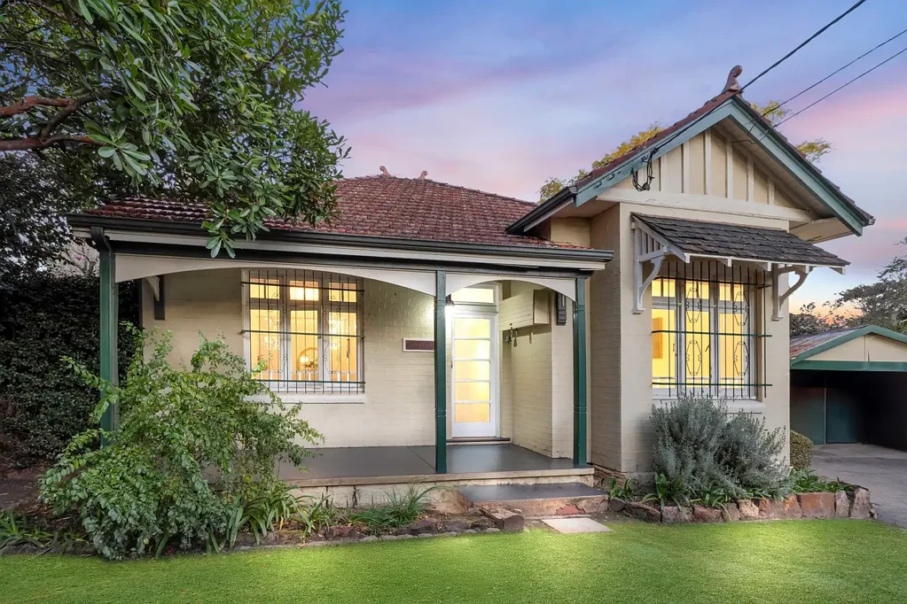 15 Rosemead Road, Hornsby, NSW 2077