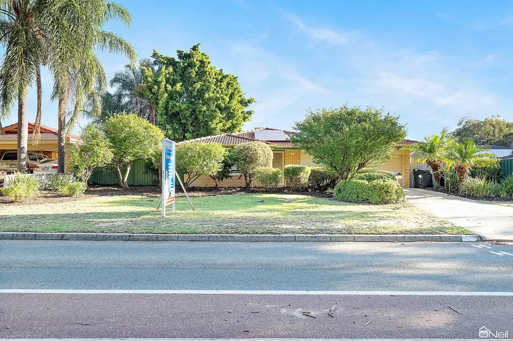 98 Challis Road, Seville Grove, WA 6112
