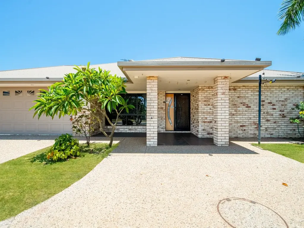Emerald 4ਬੈੱਡਰੂਮ Executive Home - Just move in, nothing to do.