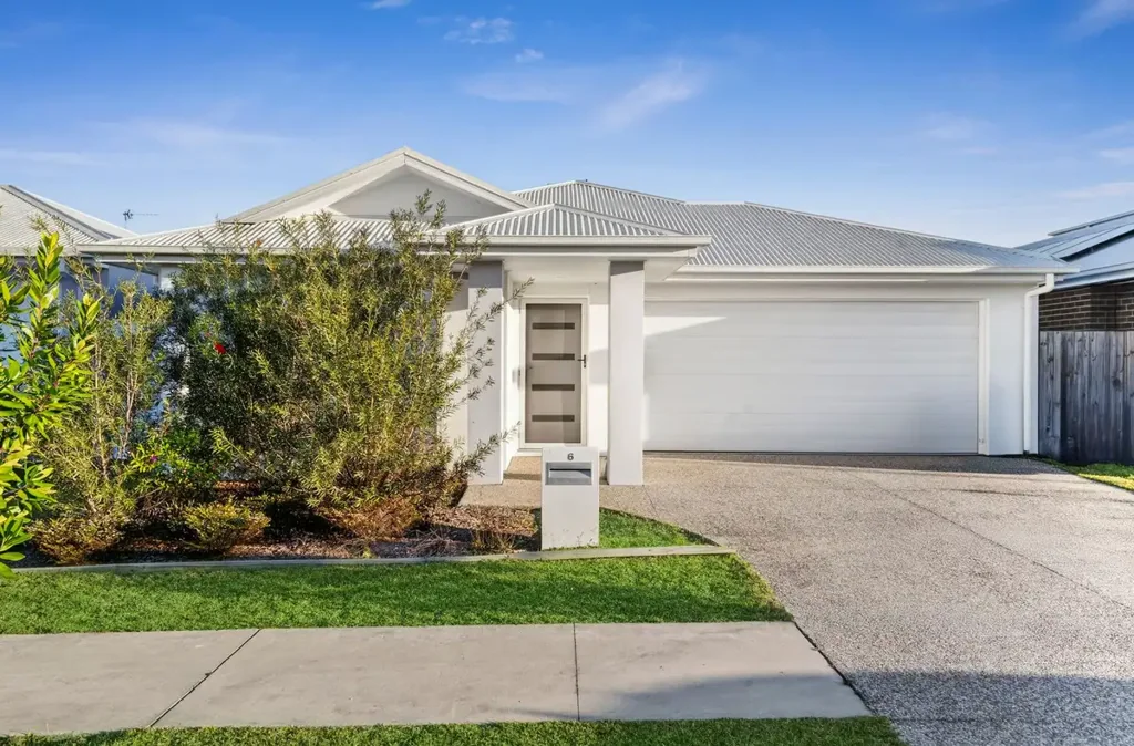 6 Cascade Street, Banya, QLD 4551