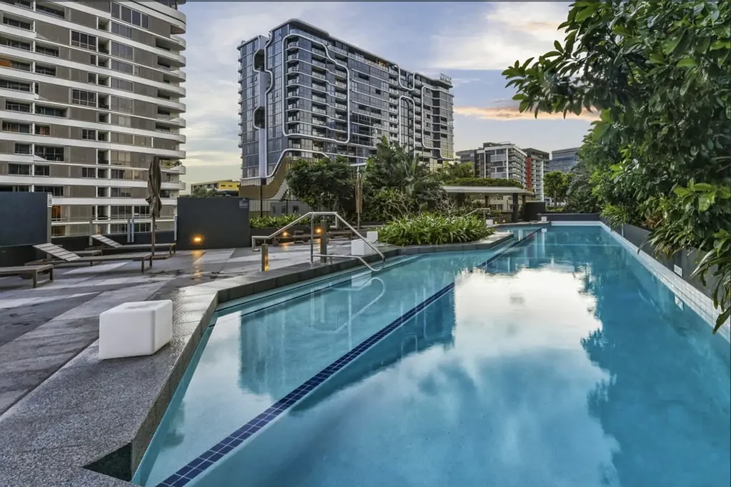 Spacious 2 Bedroom in Prime Location!