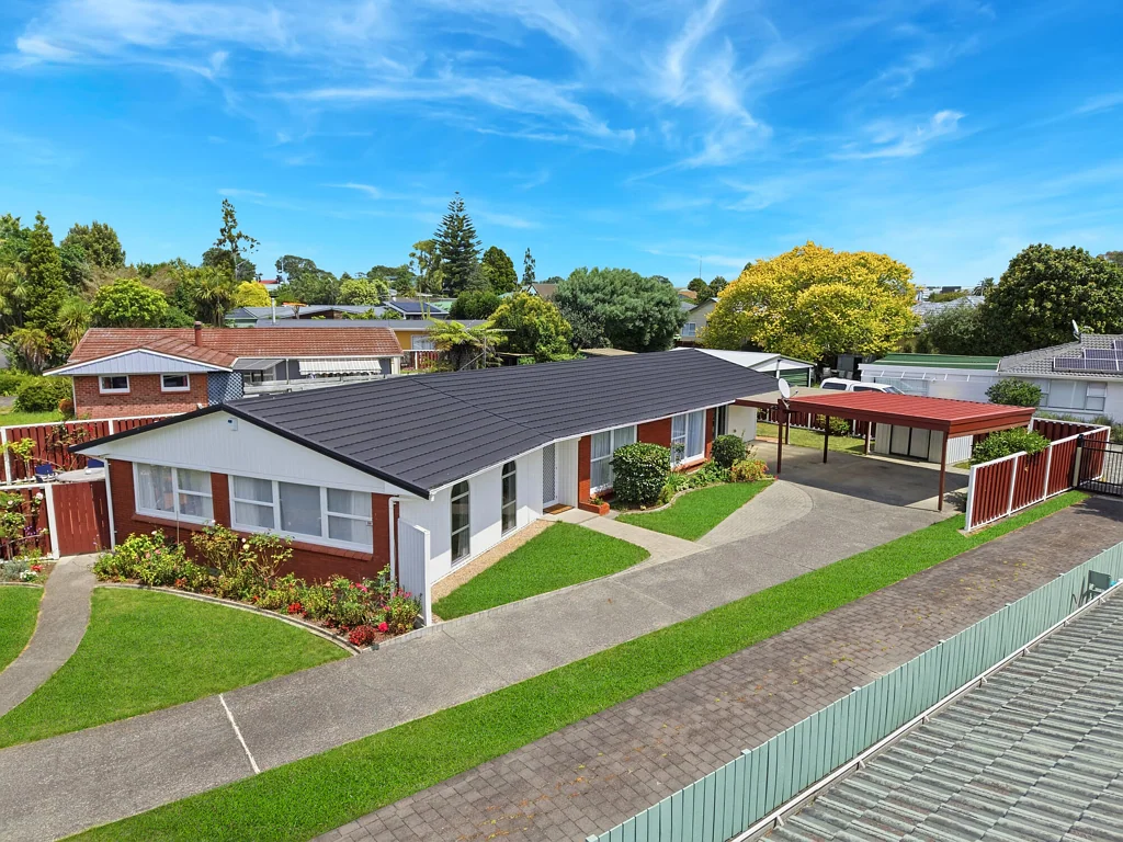 Papakura 4Phòng ngủ REFRESHED & MOVE-IN READY