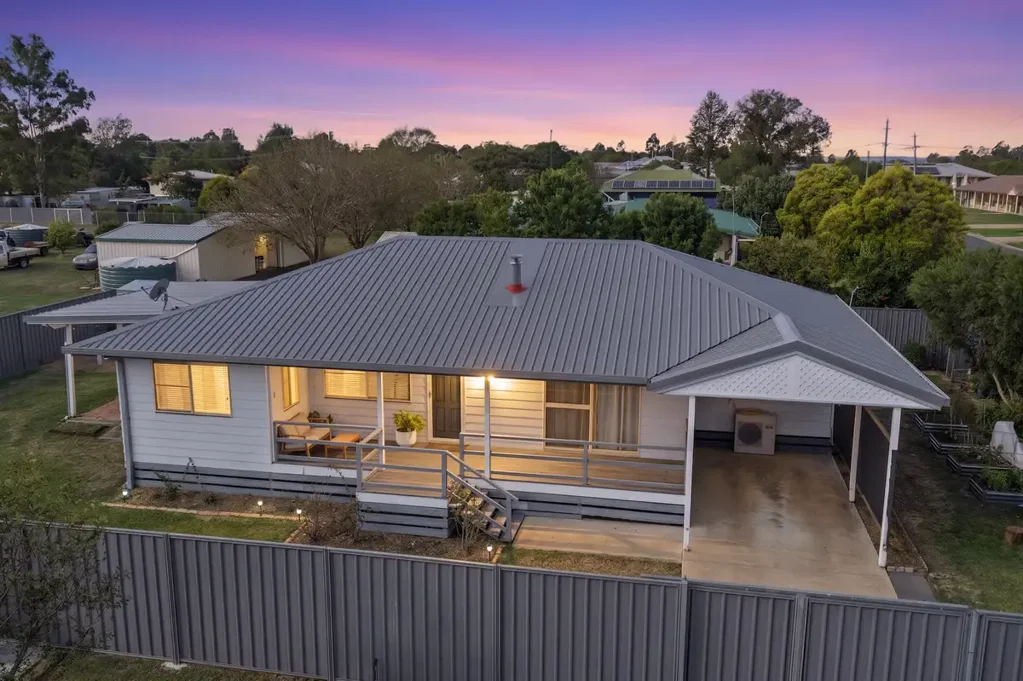 Clifton 3ห้องนอน Comfortable and tastefully renovated home in lovely Clifton