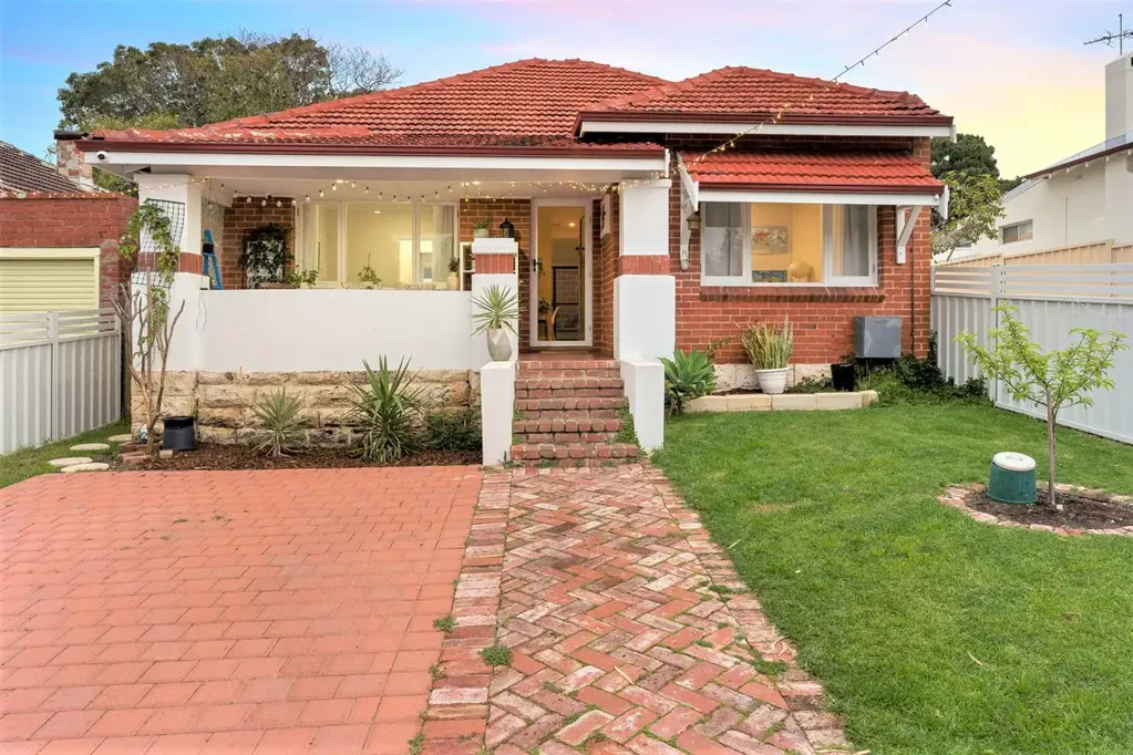 Stunning character home ready to move in !