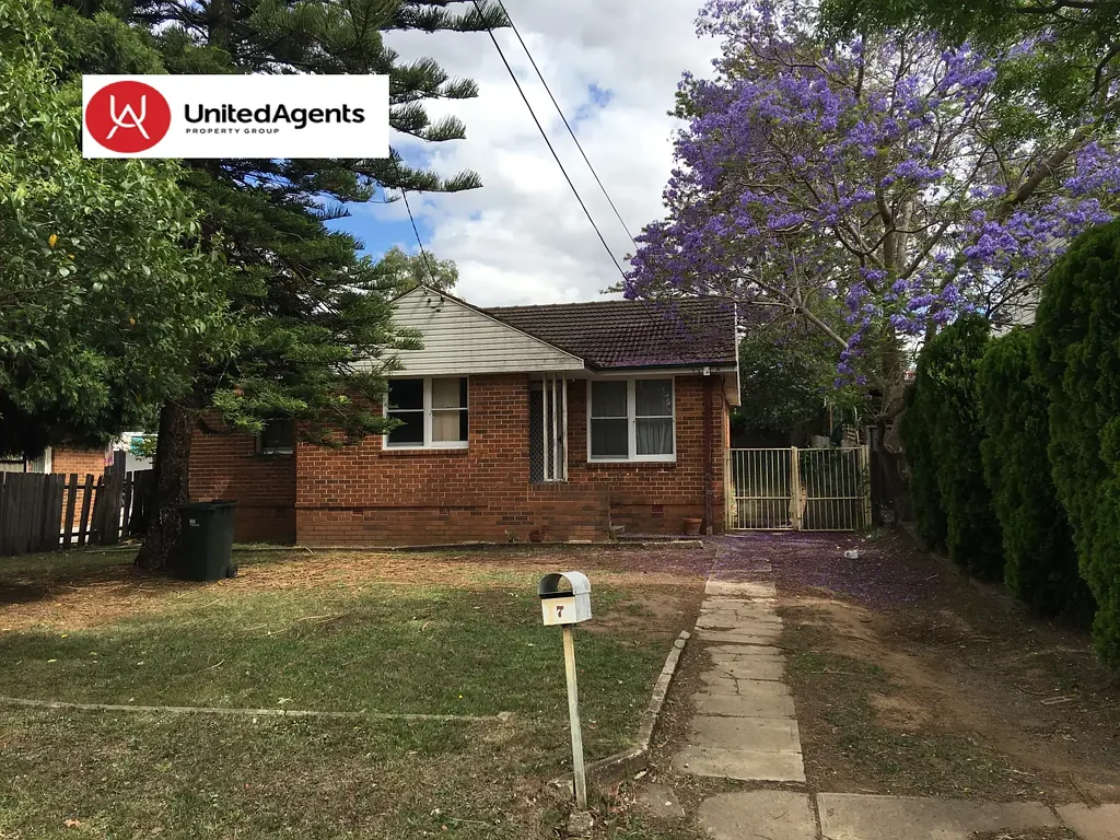 Convenient Living with Spacious Backyard